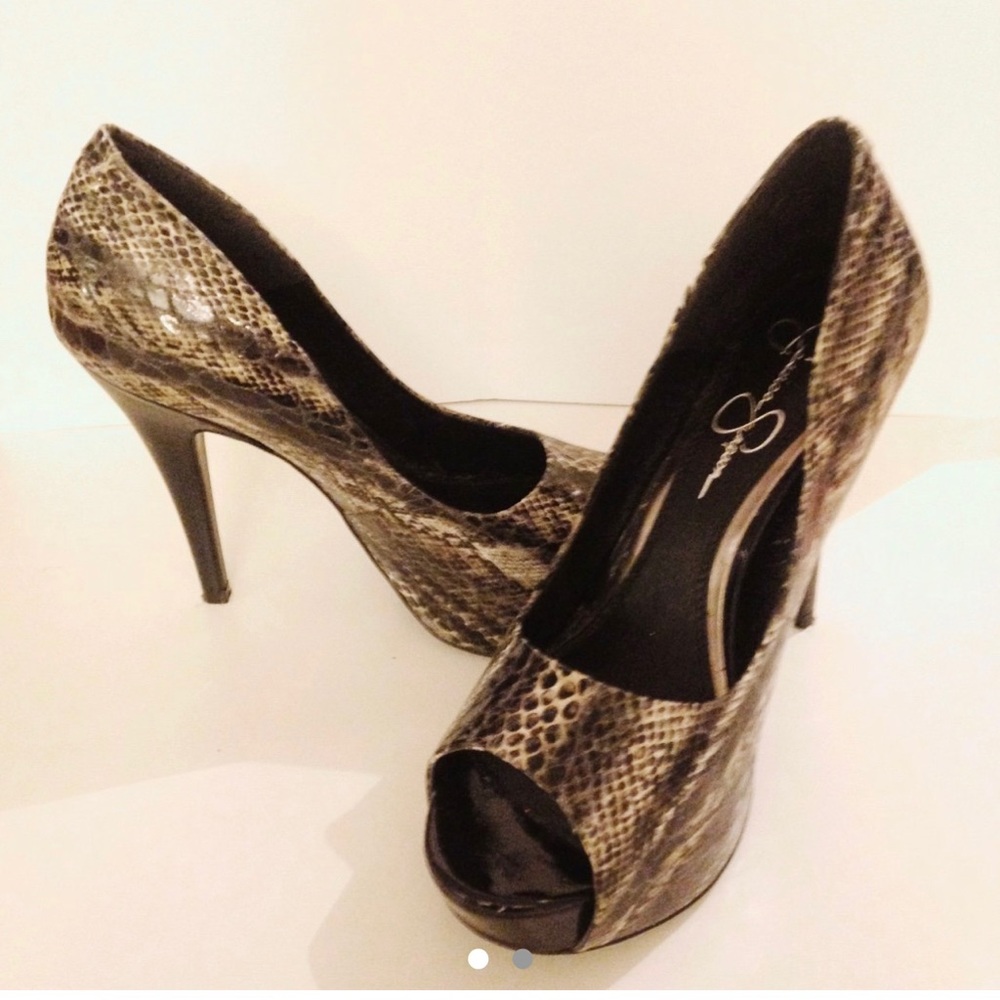 Jessica Simpson size 8 heels EUC